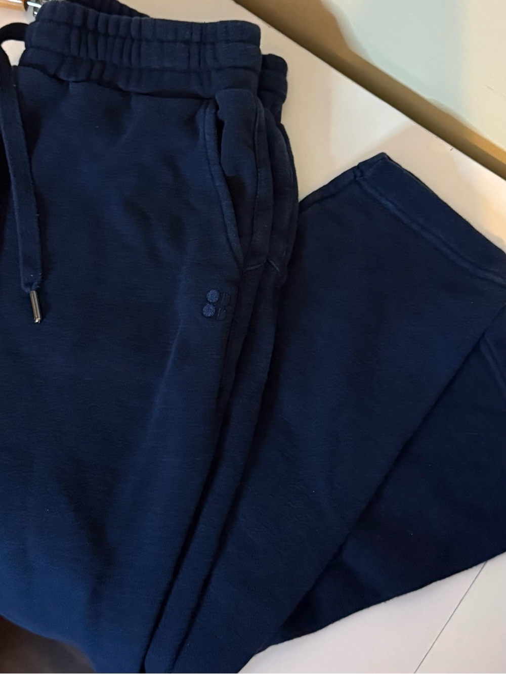 Sweaty Betty Jogger Sweatpants Navy Blue Size Medium Straight approx 28” Inseam